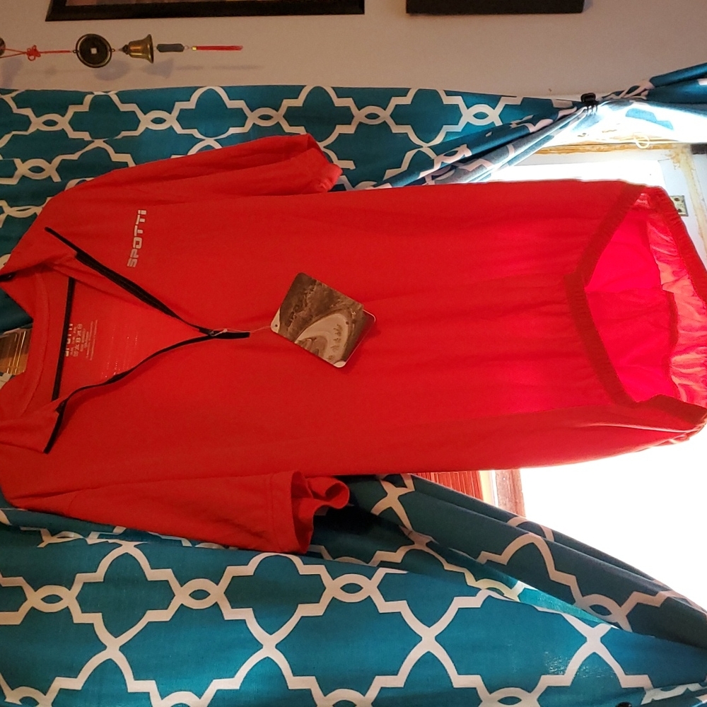 New with Tags Mens Cycling Jersey with cargo pockets